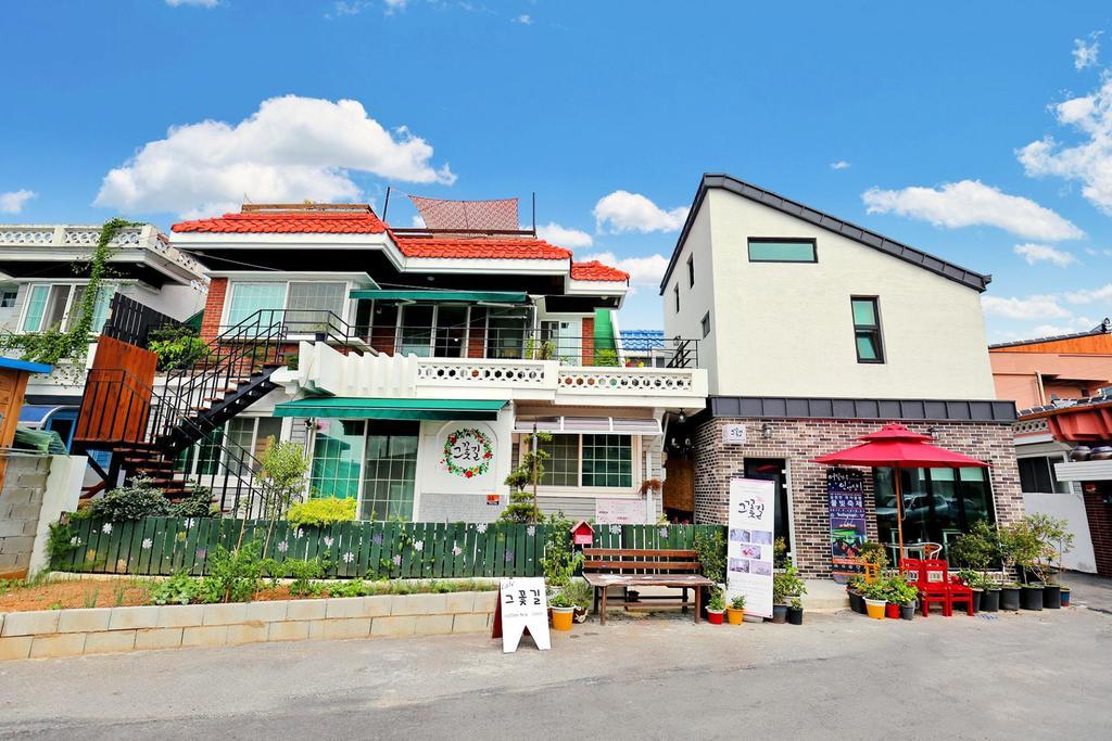 סונצ'און The Flower Road Guesthouse מראה חיצוני תמונה